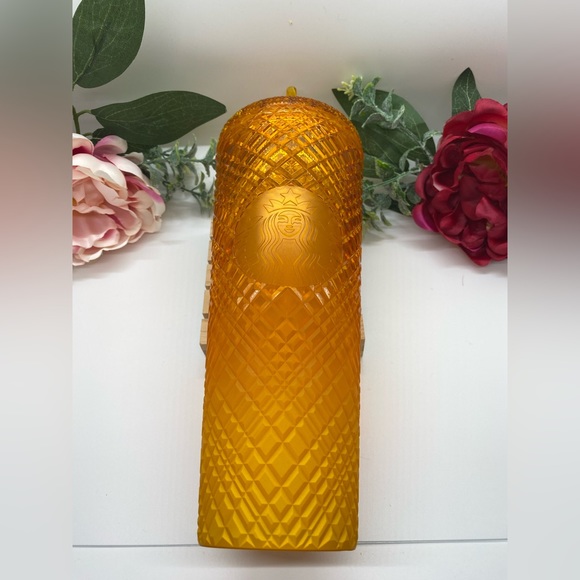 Starbucks 2022 Cold Cup - Picture 2 of 3